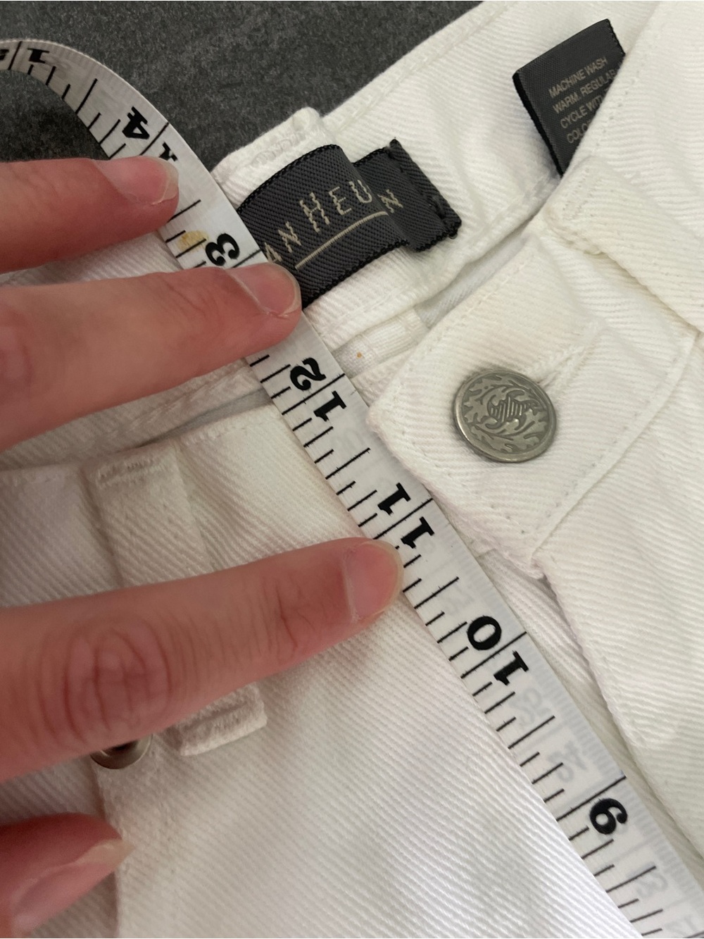 90’s Minimalist Crisp White High Rise Mom Jeans size 6 100% Cotton Vintage - Picture 8 of 11